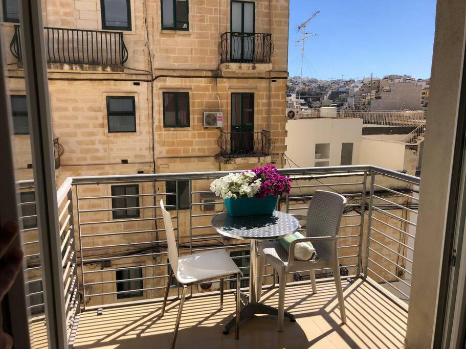 Well Located 2 Bedroom Flat In St.Julians Saint Julian's Exterior photo